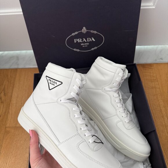 NWT Prada High Top Sneakers White Leather Lace Up Sz 41 - Picture 4 of 10